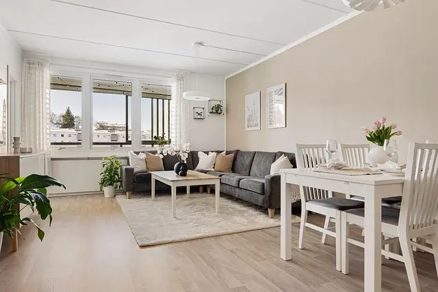 Sustainable Luxury: How Eco-Friendly High-End Furniture is Redefining Modern Living